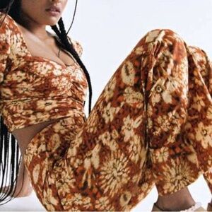 ZARA RUCHED CROP TOP FLORAL ORANGE